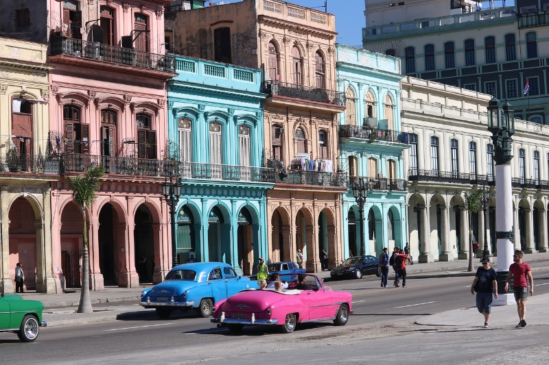 Cuba met klassieke auto's